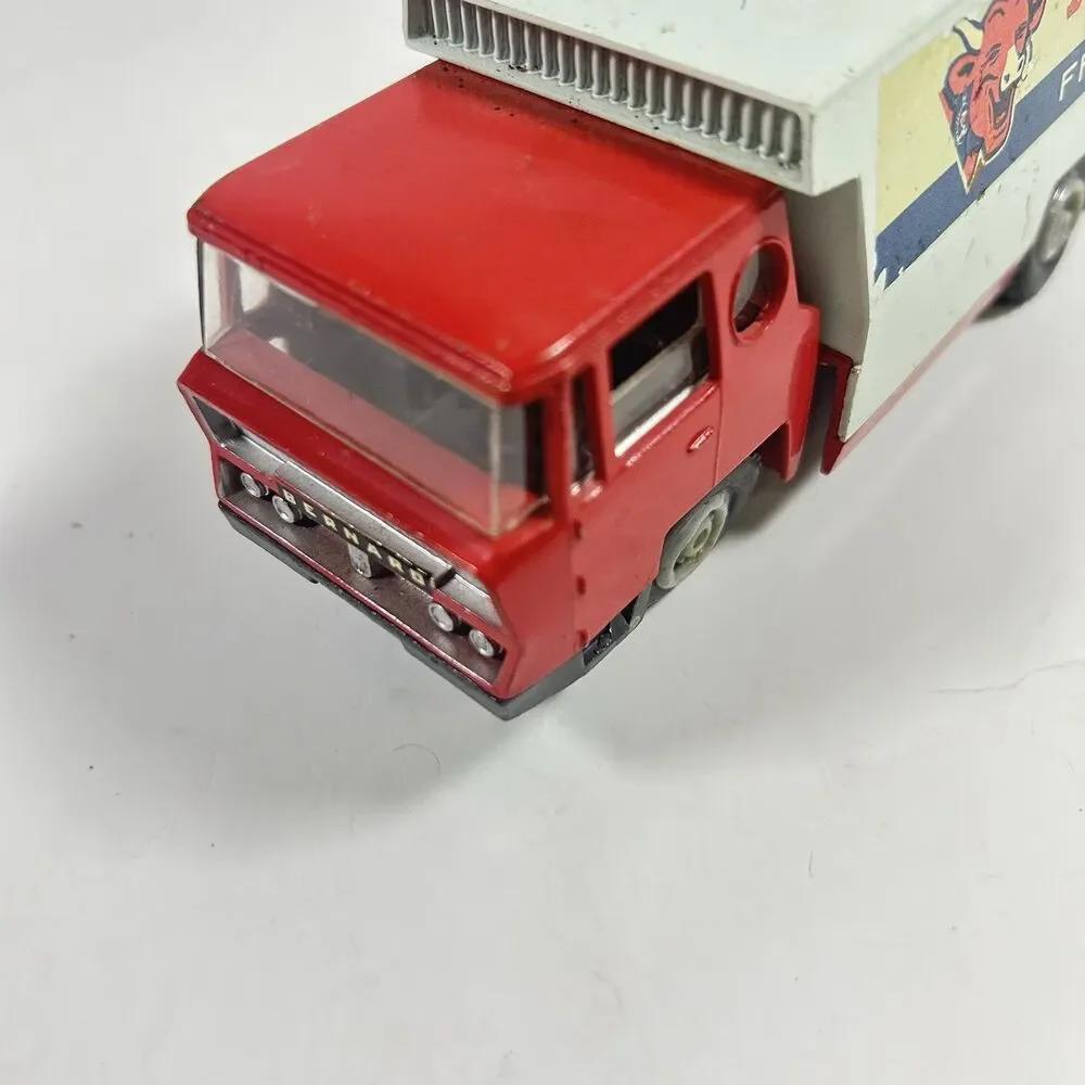 Vintage Solido 304 Camion Bernard La Vache Qui Rit Fromageries Bel Truck 1/43